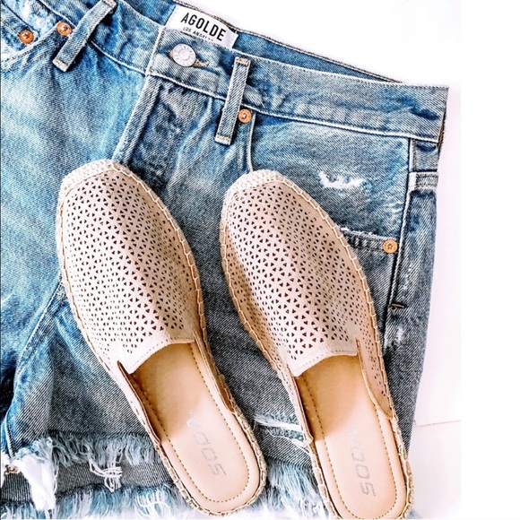 April Reign Shoes - Ellie Espadrille Mules